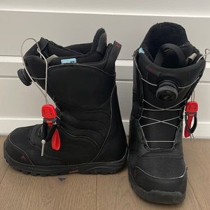 Burton Women’s Snowboard Boots True Fit Mint Boa
